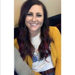 Meet your Posher, Priscilla